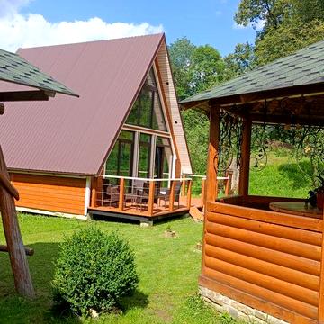 Затишна садиба.Яворів.Косівський район
