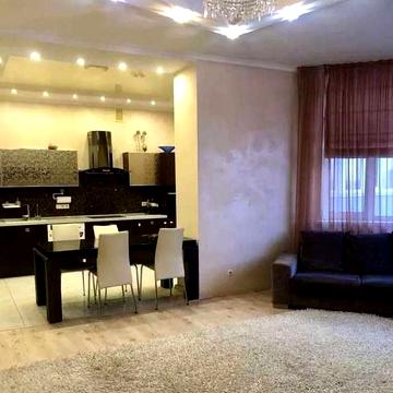 Здається 3-кімнатна квартира на вул. Генерала Воробйова, 13Е