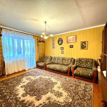 Продам 2-кімнатну. Вул. Фестивальна