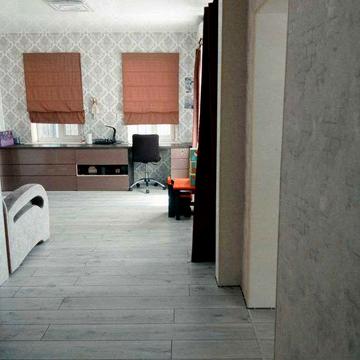 Продам дом на левом берегу на ул Лозовой ( район березинского рынка)