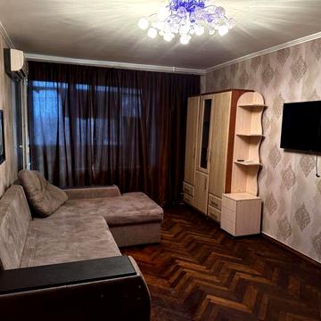 Сдам 2 кв Одесская, Рост, Аэрокосм. 6500 гр.
