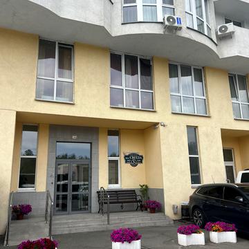 Світла вул., 3д