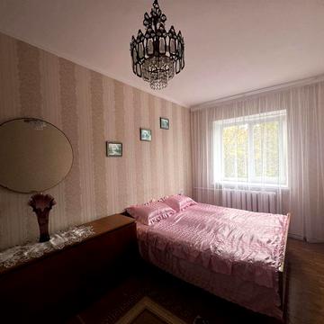 Здам двох кімнатну квартиру по вул.Відінська
