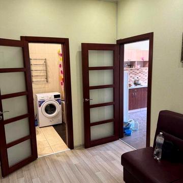 Продам квартиру на безлюдовке