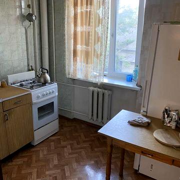Конкорд біля зупинки 2 х кімнатна квартира