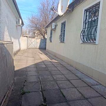 Продам дом район Димитровского рынка