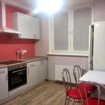 Сдам 2.х ком квартира Крушельницкой 15а