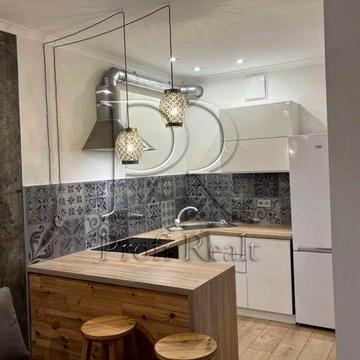 Оренда/аренда 2 к кв Златоустівська 34/Hoffmann Hause/Площа Перемоги
