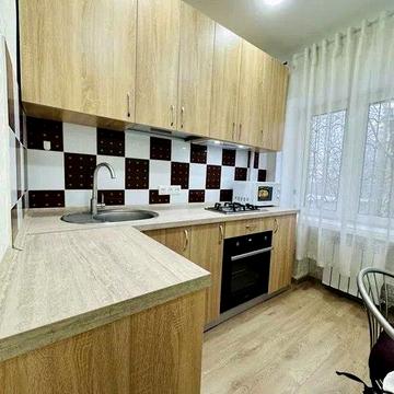 Старокозацька вул. (Комсомольська), 70
