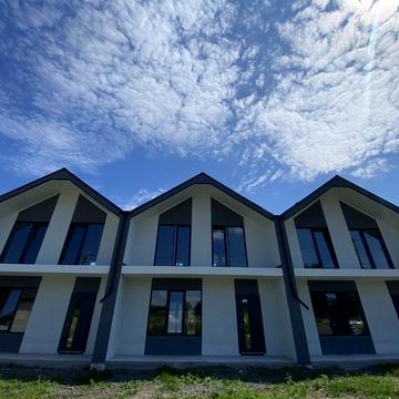 Продаж танхаусів біля Жк Західний