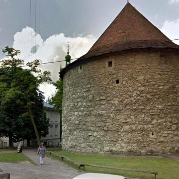 3-к. квартира, індивідуальне опалення. Центр
