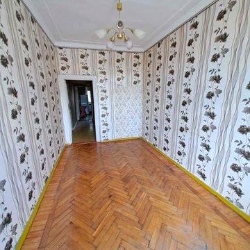 Продаж 2 кімнатної повнометражної квартири р-н Анголенко