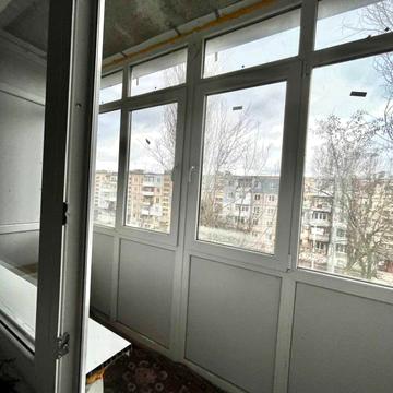 Нікопольська вул., 34