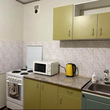 Продам 2 кімнатну (Острівська)