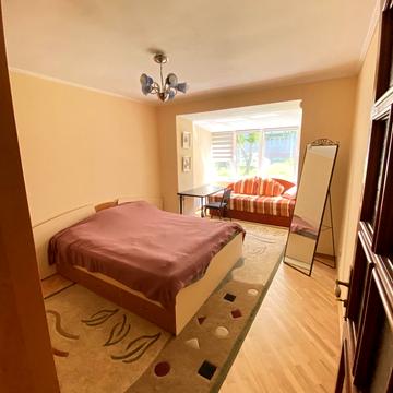Мирона Тарнавського вул. (Кутузова), 84