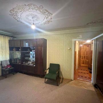 Продаж 3-кімнатної квартири по вул.Ясна у Брюховичах.
2/2ц, 44/30/7, о