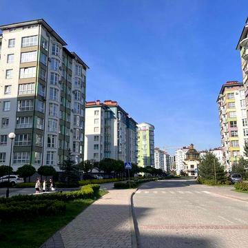 Велика 3 кімнатна квартира у Калиновій Слободі ЖК Калинова Слобола