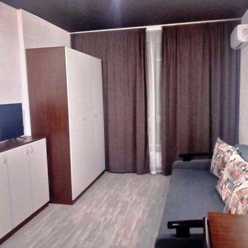 Пропонується в оренду сучасна квартира-студія в ЖК Акварелі-2.