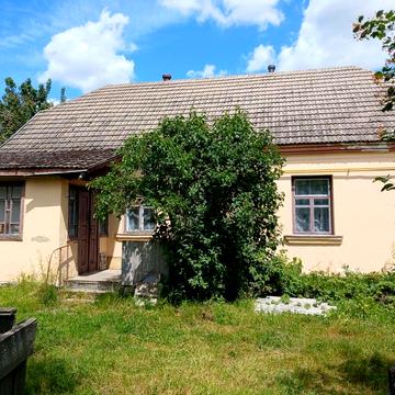 Продається будинок в селі Розтяжин