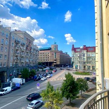 Центр , Велика Василькаівська 27 , 4 кімнати