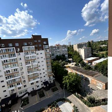 Продаж 3к Квартира Юності проспект