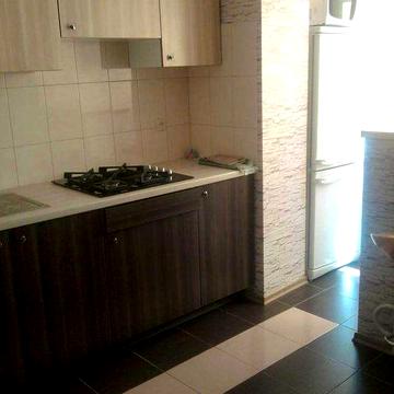 Сдам 1 комнатную квартиру на Алексеевке, пр.Победы,68Б. ост.Школьная.