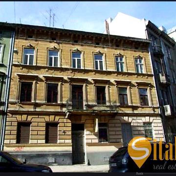 Продаж 3 кімнатної квартири, центр,  вулиця Костя Левицького