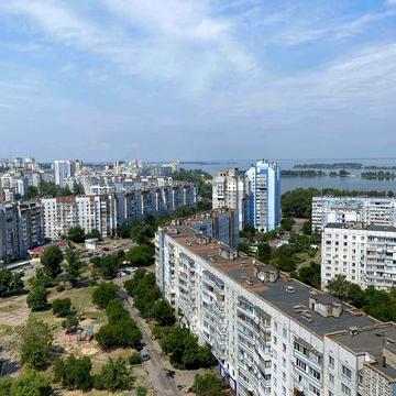 Продаж видової квартири на Митниці