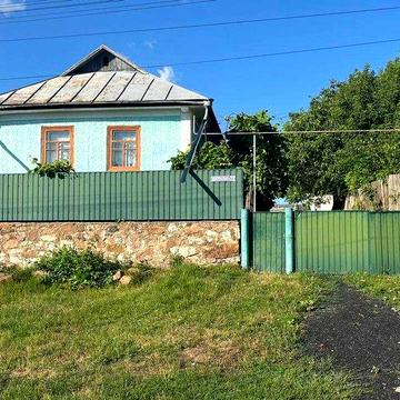 будинок у селі Білоусівка, Тульчинський район (вул. Центральна 78)