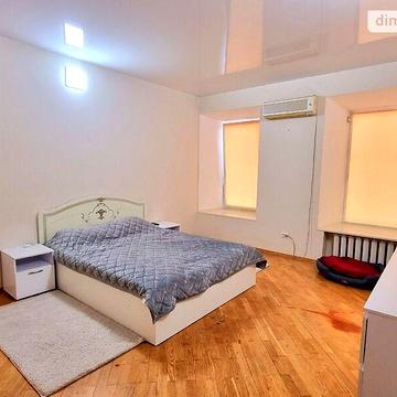 Продаж 3к Квартира Кіри Муратової (Льва Толстого) вулиця