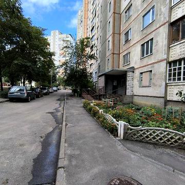 У продажу 3 кімнатна квартира .Сертифікат так