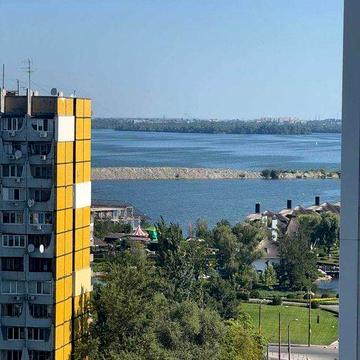 Продам квартиру ЖМ Перемога ЖК Південний 45 м2 850$ за м2(яхтклуб Січ)
