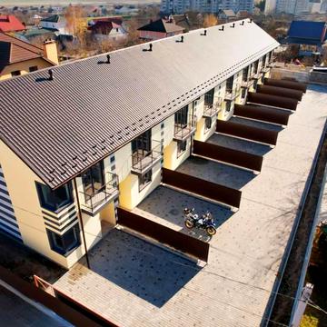 Травнева вул.