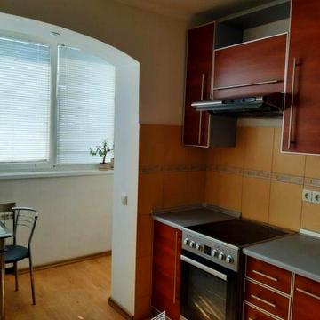 Оноре де Бальзака вул., 56