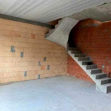 Таунхаус з газом і міськими мережами в центрі Ірпеня поруч школа