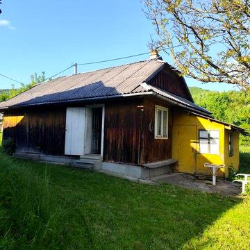 Продаж будинку 80 м2 та земельної ділянки 20 сот. у с. Прокурава