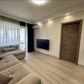 Продам 2 кімнатну квартиру вул Шкільна Центр