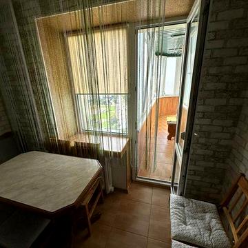 4-кімнатна квартира в центрі міста з панорамним видом ,2-рівнева, 100м