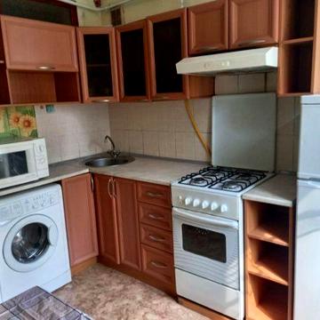 Здам 2х кімнатну квартиру в центі міста