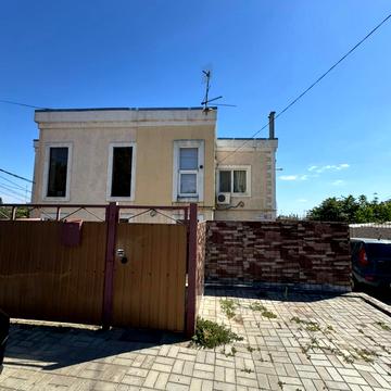 5-та Слобідська вул., 135