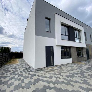Продам кутовий  таун 110м2 в Софіївській Борщагівці, є ГАЗ
