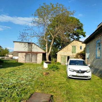 Продам 4 кімнатний будинок у місті Борзна Чернігівської області