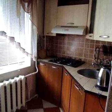 Андрія Малишка вул., 27