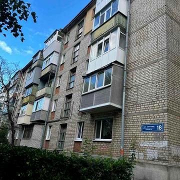 Продам 2к квартиру метро Масельского Сертификат! Срочно!