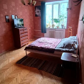 Івана Маряненка пров., 14