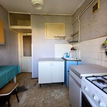 Голосіївський просп. (40-річчя Жовтня), 120к2