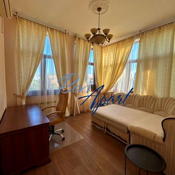Івана Мазепи вул. (Січневого Повстання), 3