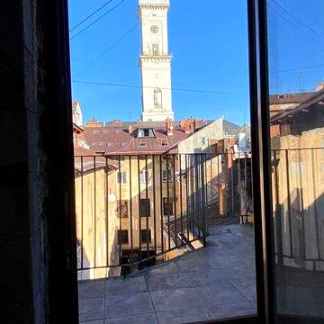 Продаж 3к Квартира Театральна вулиця