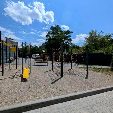 Здана 2 кімнатна квартира вул.Б Хмельницького