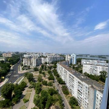 Припортова вул. (Героїв Сталінграда), 42/1
